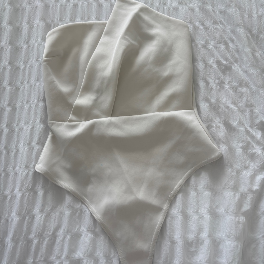 Elegant white bodysuit